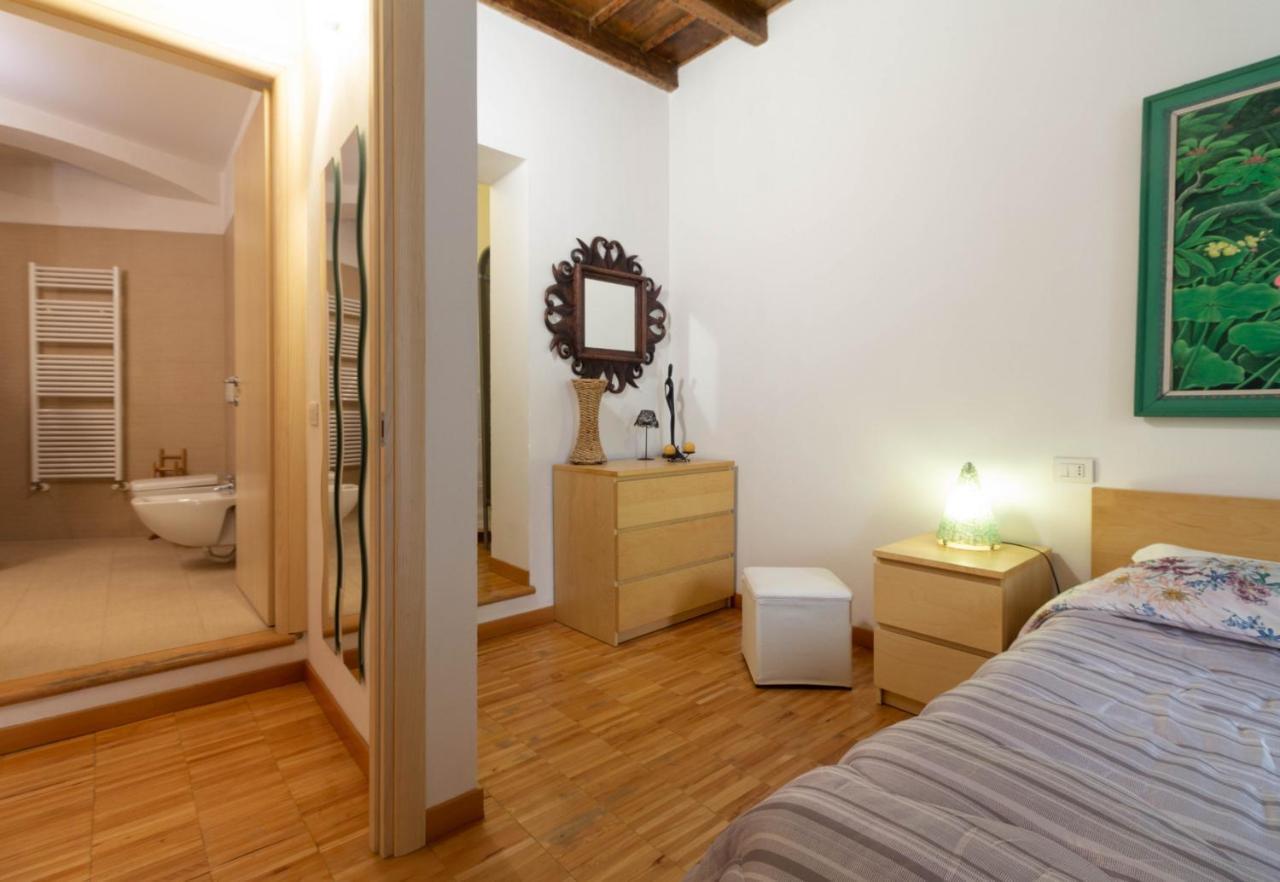La Piccola Corte Al 24 - Affitti Brevi Italia Lecco Exterior photo